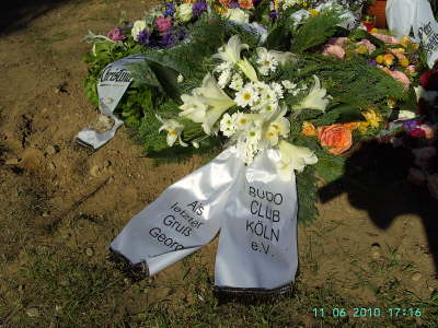Freitag, 11. Juni 2010. Beerdigung von Katharina Hoss auf dem Dnnwalder Friedhof.