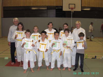 Montag 06.09.2010. berreichung der Kyu-Urkunden und Psse in der WBG Sporthalle Kln-Hhenhaus.