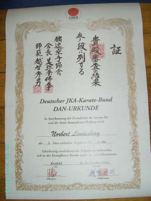 Donnerstag 30.09.2010. Foto Aufnahmen nach dem Training in der TH Von-Bodelschwingh-Str.. Anllich der Graduierung von Norbert Lindenberg zum 3. Dan.