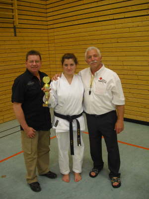 Samstag, 29.05.10. Hellweg-Cup und LM der Junioren und Senioren in Wattenscheid.